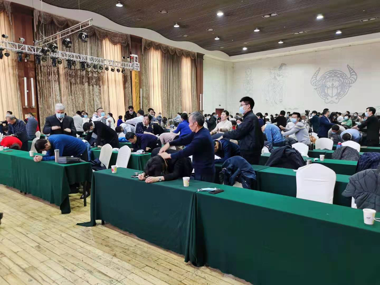 拍打操大型练习现场